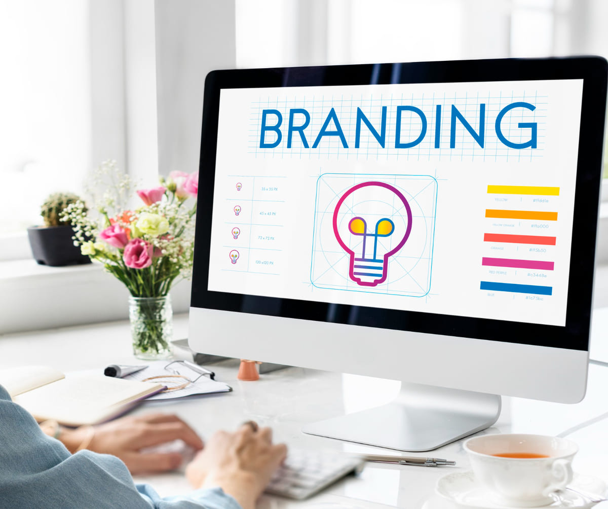 Budowanie silnej marki w sieci – najważniejsze elementy skutecznego brandingu